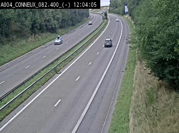 Webcam sur l'E411 avant les sorties 20 menant à Ciney, Dinant et Achêne. Vue orientée vers Namur