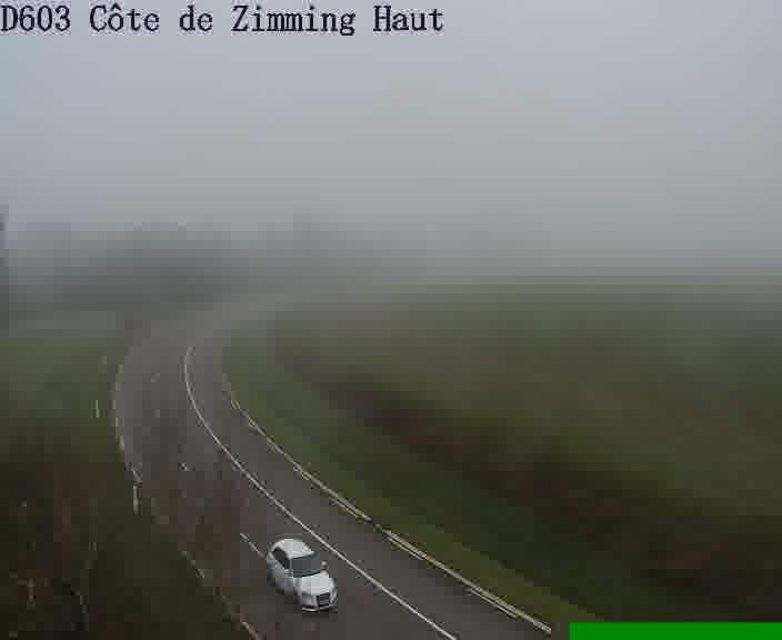 Webcam sur la D603 située en haut de la Côte de Zimming. Vue orientée vers Saint-Avold.