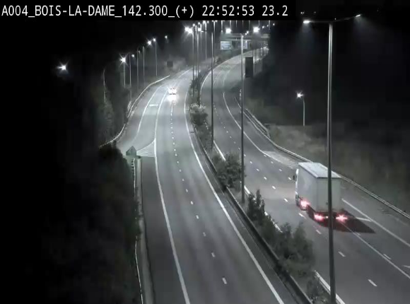 Webcam située entre la sortie 29 Neufchâteau et la jonction avec l'E25 en direction de Liège et Luxembourg