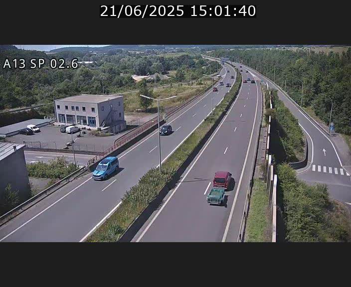 Traffic live webcam Luxembourg Sanem - A13 direction Pétange - BK 2.6