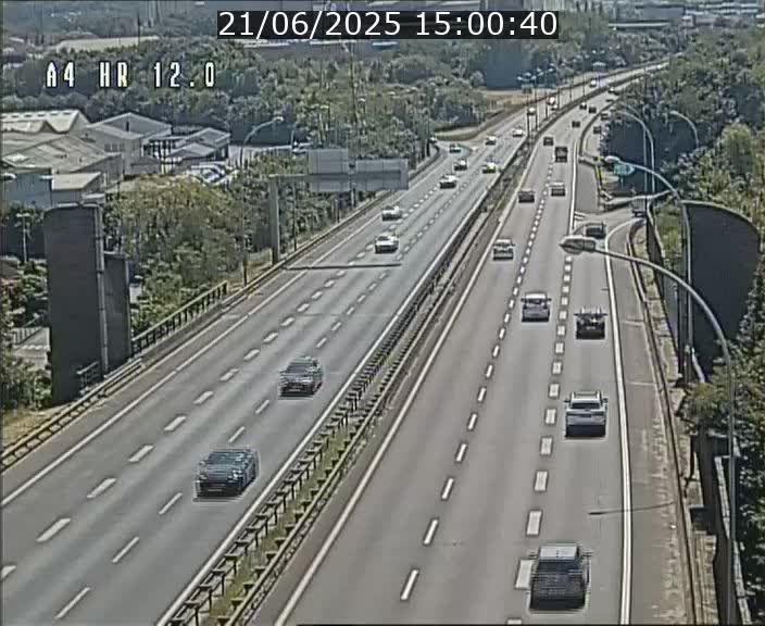 Traffic live webcam Luxembourg Jonction Foetz - A4 - BK 12.0 - direction Esch sur Alzette