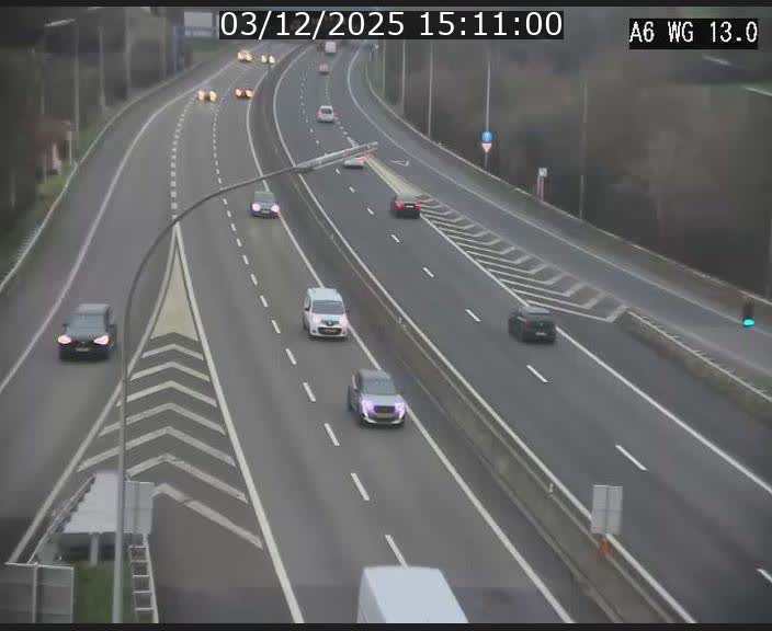 Traffic live webcam Luxembourg Mamer - A6 - BK 13 - direction Luxembourg/France/Allemagne