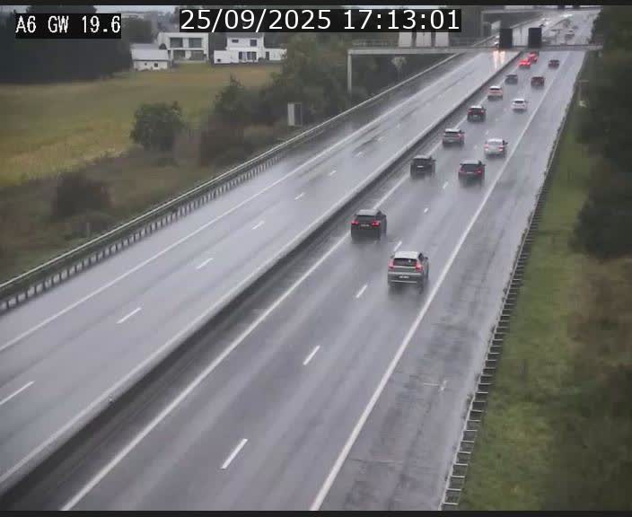 Traffic live webcam Luxembourg - Steinfort - A6 - BK 19.6 - direction Belgique