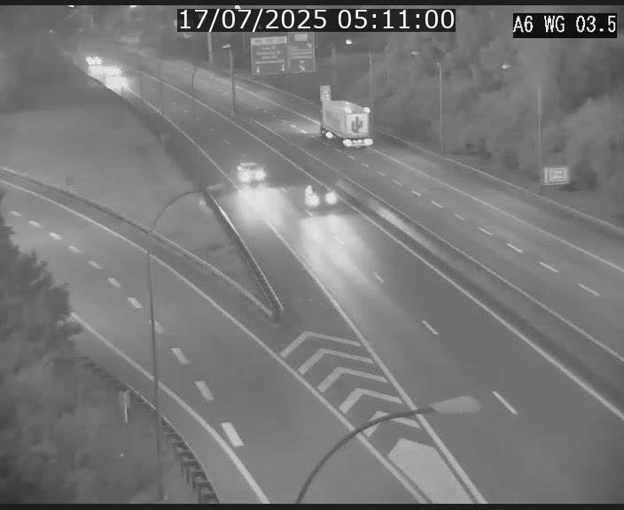 Traffic live webcam Luxembourg - Croix de Cessange - A6 - BK 3.5 - direction France/Allemagne