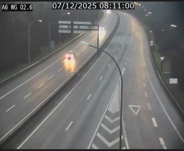 Traffic live webcam Luxembourg Croix de Cessange - A6 - BK 2.6 - direction France/Allemagne