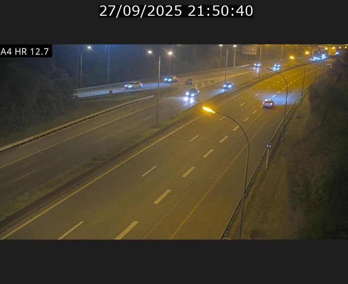 Traffic live webcam Luxembourg Esch sur Alzette - A4 - BK 12.7 - direction Esch-Belval