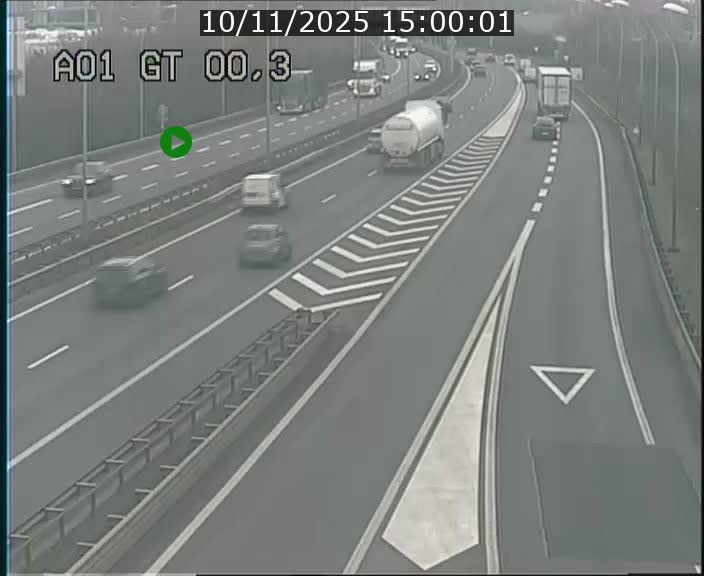 Traffic live webcam Luxembourg Croix de Gasperich - A1 direction Kirchberg - BK 0.3