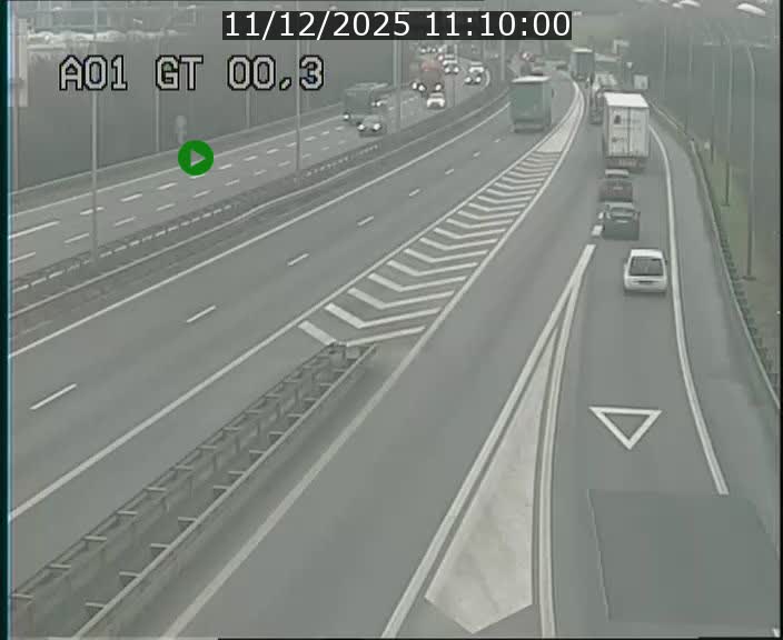 Traffic live webcam Luxembourg Croix de Gasperich - A1 direction Kirchberg - BK 0.3