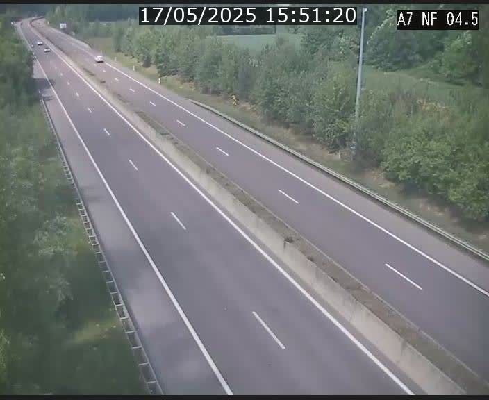 Caméra autoroute Luxembourg A7 - Passage à gibier Rëngelbour - direction Tunnel Grouft