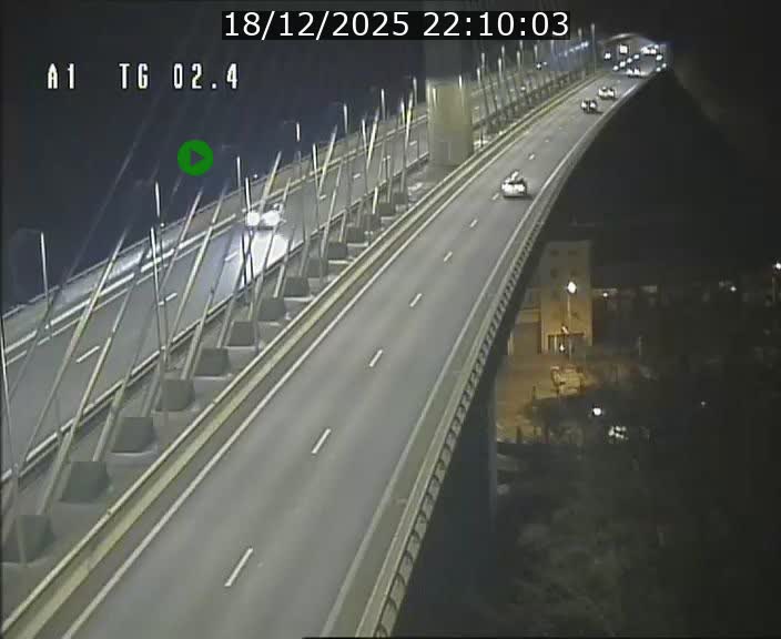 Traffic live webcam Luxembourg Sandweiler - A1 direction Luxembourg-ville - BK 2.4