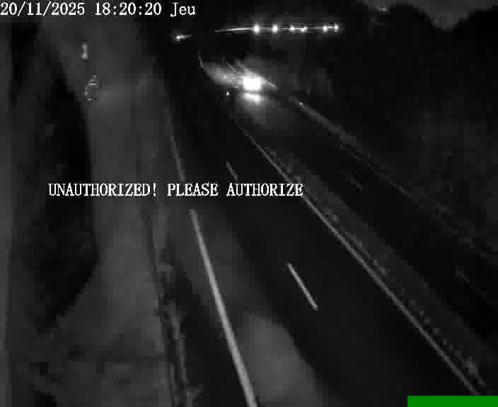 Webcam sur la D910 située dans la Côte des 4 vents. Vue orientée vers le bas, vers Saint-Avold.