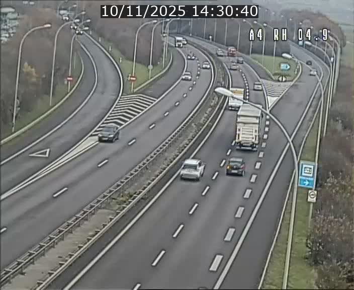 Traffic live webcam Luxembourg Leudelange - A4 - BK 4.9 - direction Luxembourg