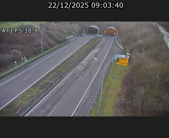 Webcam autoroute A13 à l'entrée ouest du tunnel Markusbierg à Schengen. Vue orientée vers Mondorf-les-Bains
