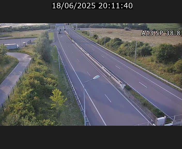 Webcam autoroute A13 à l'entrée ouest du tunnel Markusbierg à Schengen. Vue orientée vers le tunnel et l'Allemagne