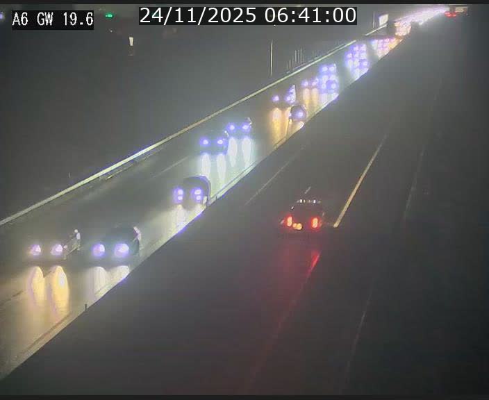 Traffic live webcam Luxembourg - Steinfort - A6 - BK 19.6 - direction Belgique