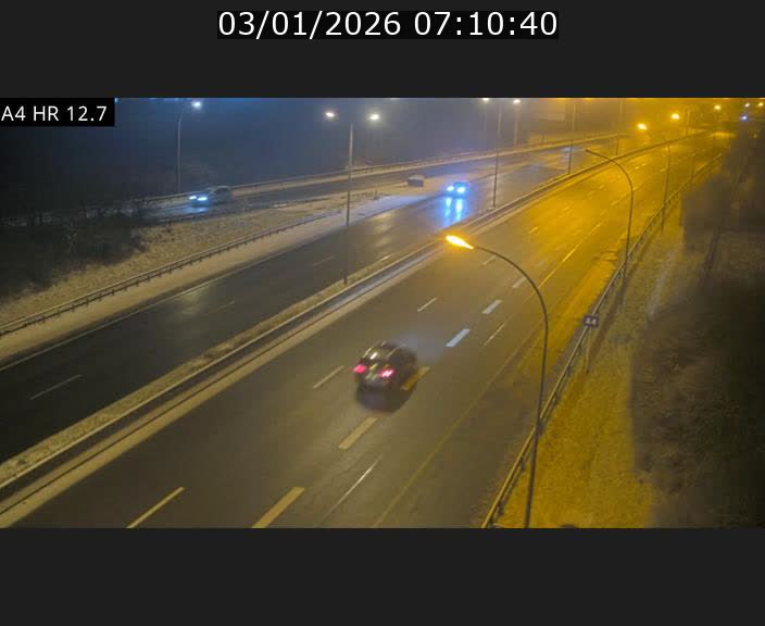 Traffic live webcam Luxembourg Esch sur Alzette - A4 - BK 12.7 - direction Esch-Belval