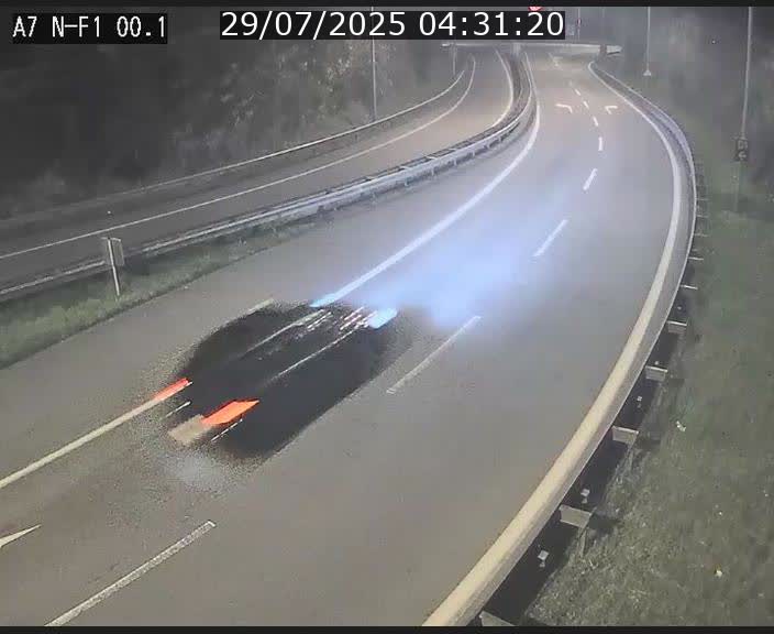 Webcam autoroute Luxembourg A7 située dans la sortie 1 Waldhof, vers la N11, avant le Tunnel Stafelter