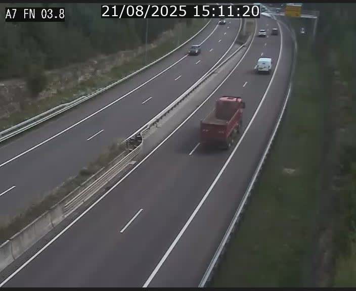 Caméra autoroute Luxembourg A7 - Passage à gibier Rëngelbour - direction Tunnel Stafelter