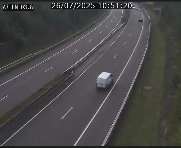 Caméra autoroute Luxembourg A7 - Passage à gibier Rëngelbour - direction Tunnel Stafelter