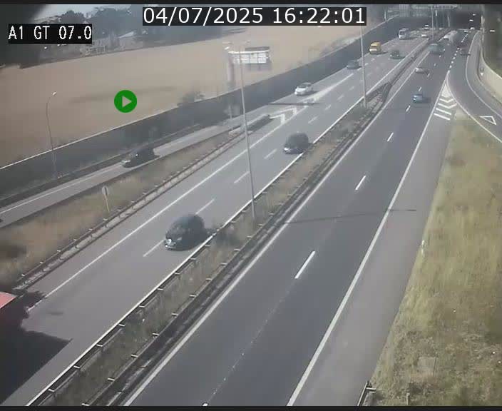 Traffic live webcam Luxembourg Cents - A1 direction Kirchberg - BK 7