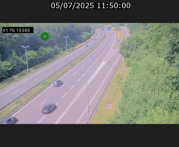 Traffic live webcam Luxembourg Senningerberg - A1 direction Luxembourg Kirchberg - BK 10.3