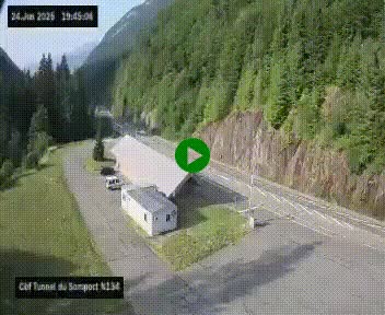 Webcam à l'entrée du tunnel du Somport, côté français, sur la N134, dans les Pyrénées, en direction de l'Espagne, à 1116 mètres d'altitude