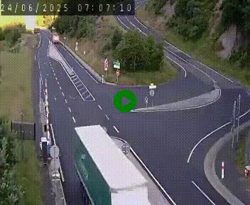 Webcam routière sur la N122 au niveau du Tunnel du Lioran. Vue de l'entrée côté Aurillac.