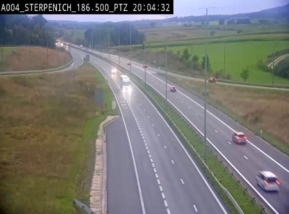 Webcam E411 à Sterpenich en Belgique près de la frontière du Luxembourg. Vue orientée vers Bruxelles