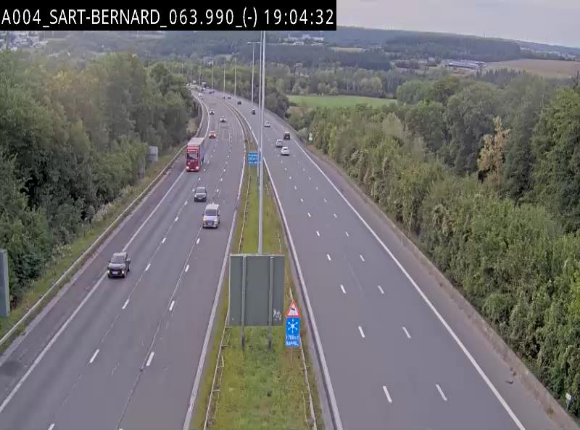 Webcam E411 à hauteur d'Assesse en provenance d'Arlon ou de la N4 vers Namur