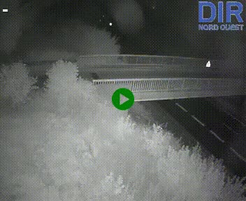 Webcam sur A84 à hauteur de Pont-Farcy, au niveau du pont autoroutier sur la Vire, au sud de Saint-Lô