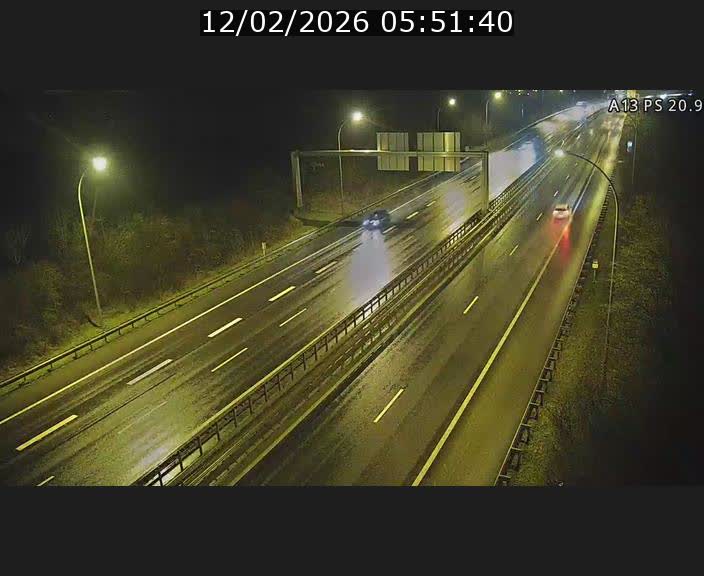 Traffic live webcam Luxembourg Croix de Bettembourg, rond-point d'Hellange - A13 direction Allemagne - BK 20.9