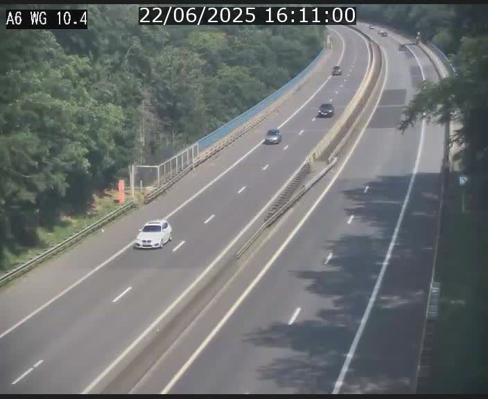 Traffic live webcam Luxembourg Mamer - A6 - BK 10.4 - direction Luxembourg/France/Allemagne