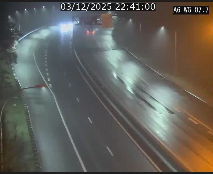 Traffic live webcam Luxembourg - Bridel - A6 - BK 7.7 - direction Belgique