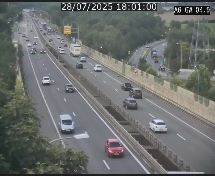 Traffic live webcam Luxembourg Croix de Cessange - A6 - BK 4.9 - direction Belgique