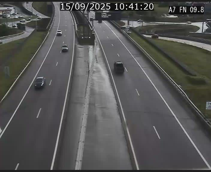 Caméra trafic Luxembourg - A7, Tunnel Gousselerbierg, sortie sud, direction rond-point Lorentzweiler (BK 9.9)