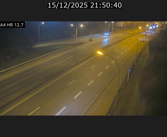Traffic live webcam Luxembourg Esch sur Alzette - A4 - BK 12.7 - direction Esch-Belval