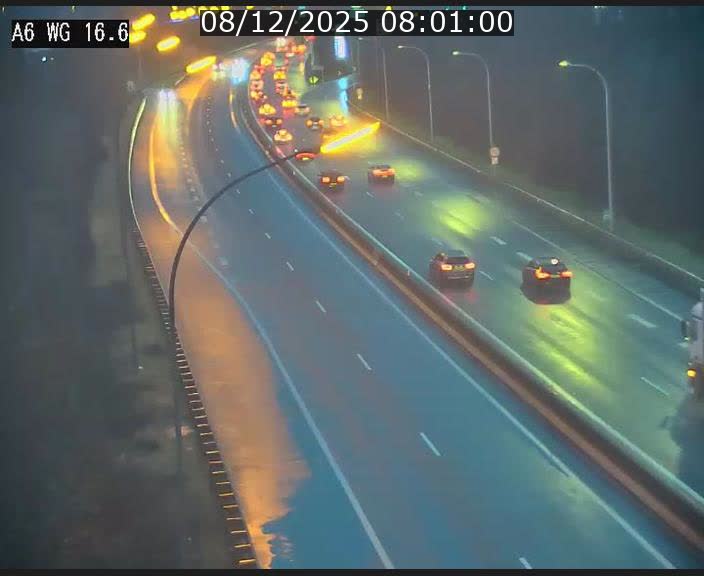 Traffic live webcam Luxembourg Aire de Capellen - A6 - BK 16.6 - direction Luxembourg/France/Allemagne