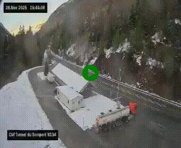 Webcam à l'entrée du tunnel du Somport, côté français, sur la N134, dans les Pyrénées, en direction de l'Espagne, à 1116 mètres d'altitude