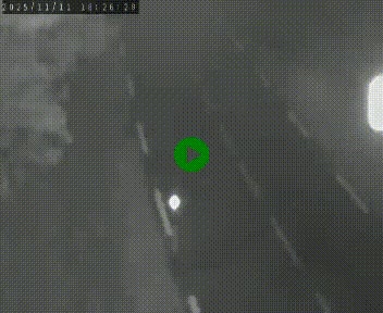 Caméra routière France - N102, au niveau du col de Montmirat à Saint-Etienne-du-Valdonnez à 1039 mètres d'altitude