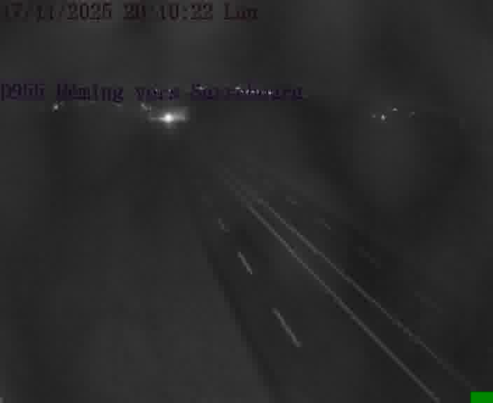 Caméra routière située sur D955 (France) à Heming, orientée vers Sarrebourg, surveillant en continu la circulation locale et régionale.