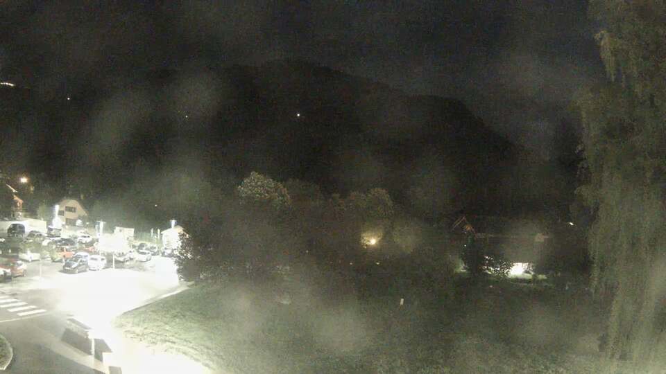 Webcam au niveau de la mairie du village du Bourg d'Oisans, aux pieds de l'Alpe d'Huez et aux portes du parc des Écrins