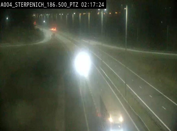 Webcam E411 à Sterpenich en Belgique près de la frontière du Luxembourg. Vue orientée vers Bruxelles