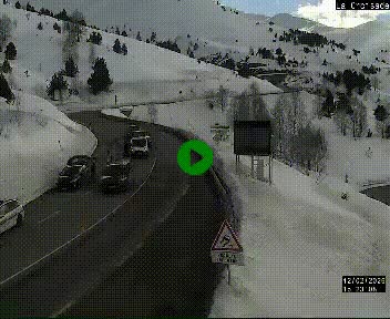 Webcam au carrefour de la croisade, à la jonction entre la N22 et la N320, avant le poste de douane franco-andorrane. Webcam à 1790 mètres d'altitude