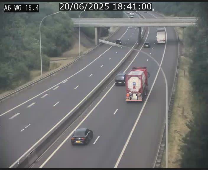 Traffic live webcam Luxembourg Capellen - A6 - BK 15.4 - direction Luxembourg/France/Allemagne
