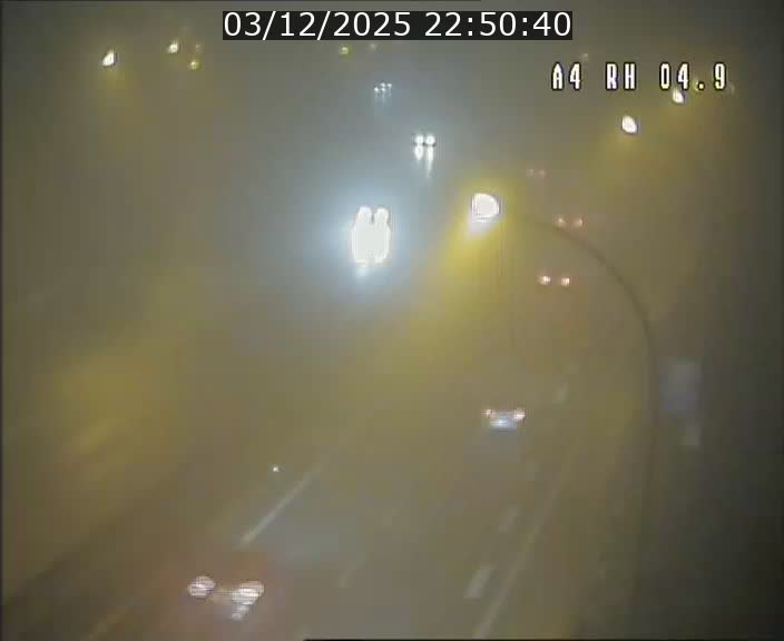 Traffic live webcam Luxembourg Leudelange - A4 - BK 4.9 - direction Luxembourg