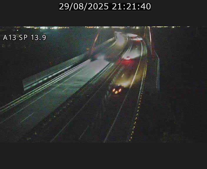 Traffic live webcam Luxembourg Kayl - A13 direction Esch-sur-Alzette/Luxembourg-ville - BK 13.9