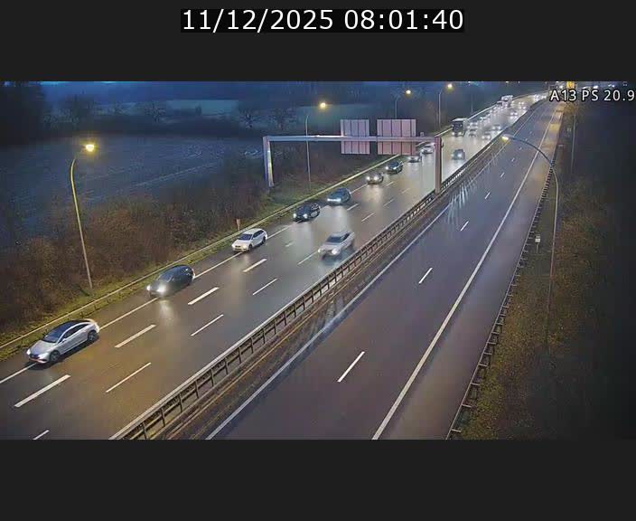 Traffic live webcam Luxembourg Croix de Bettembourg, rond-point d'Hellange - A13 direction Allemagne - BK 20.9