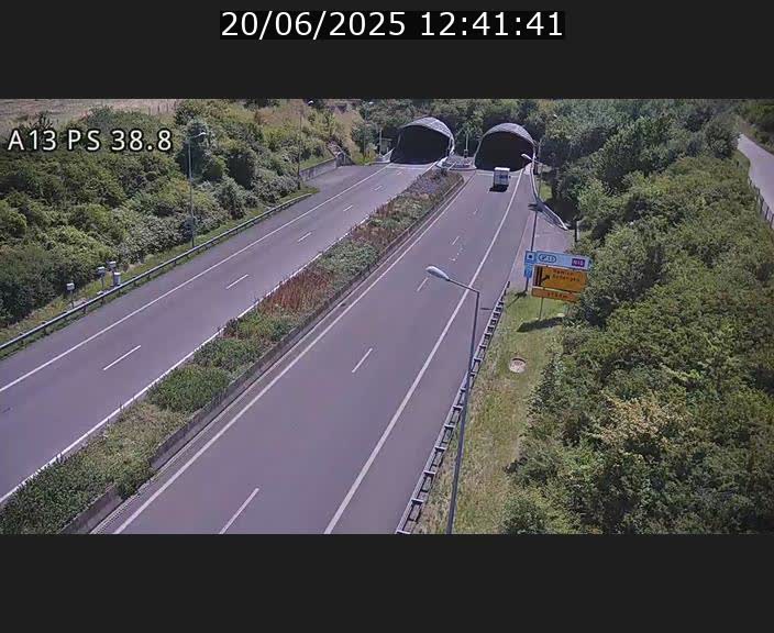 Webcam autoroute A13 à l'entrée ouest du tunnel Markusbierg à Schengen. Vue orientée vers Mondorf-les-Bains