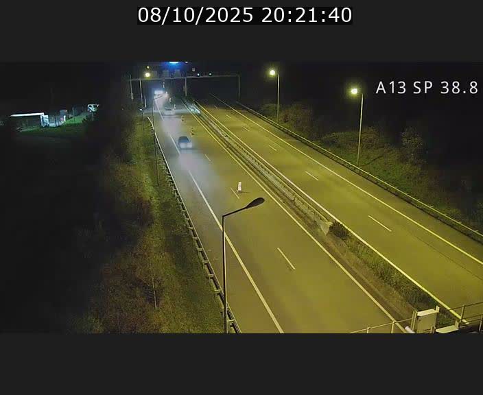 Webcam autoroute A13 à l'entrée ouest du tunnel Markusbierg à Schengen. Vue orientée vers le tunnel et l'Allemagne