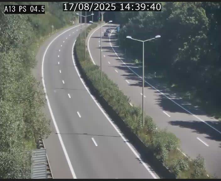 Traffic live webcam Luxembourg Differdange - A13 direction Esch-sur-Alzette - BK 4.5